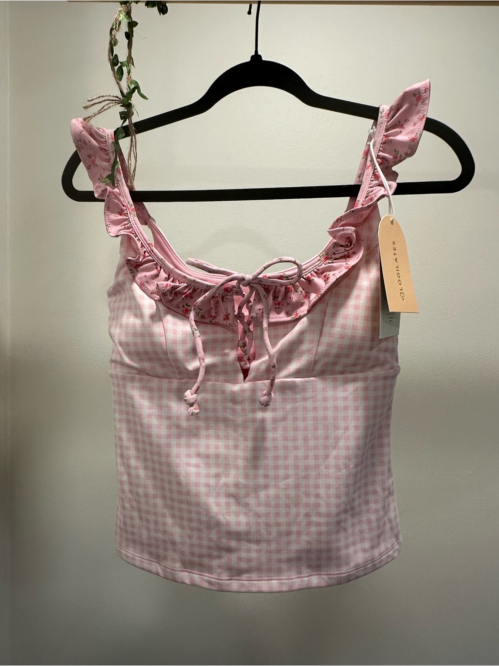 Women’s S | Blogilates Pink Gingham Ruffle Lace Up Tank Top Athleisure